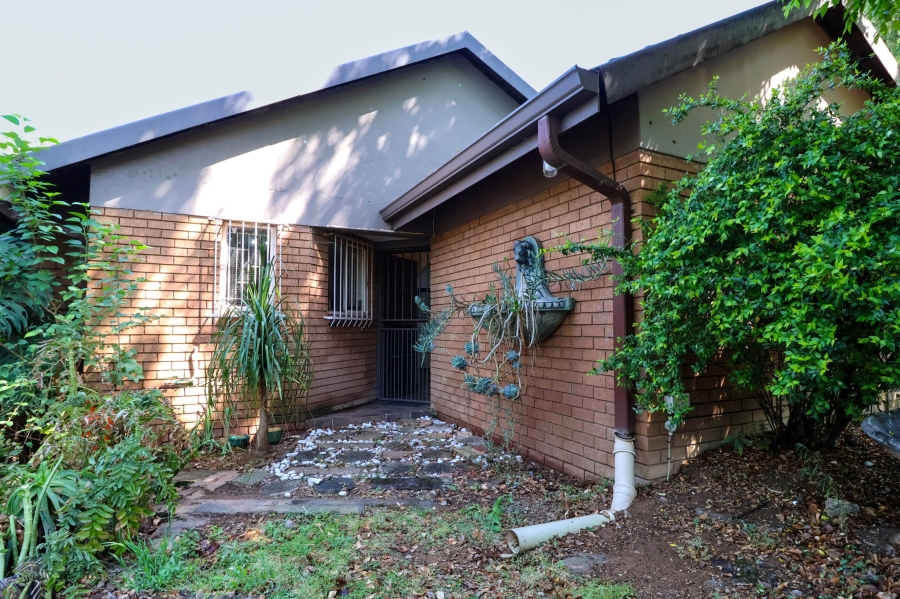 4 Bedroom Property for Sale in The Reeds Gauteng