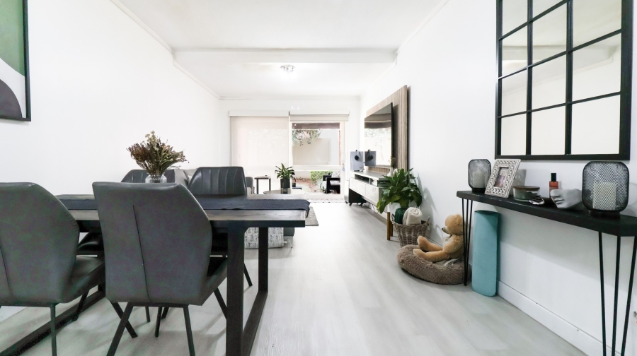 2 Bedroom Property for Sale in Lonehill Gauteng
