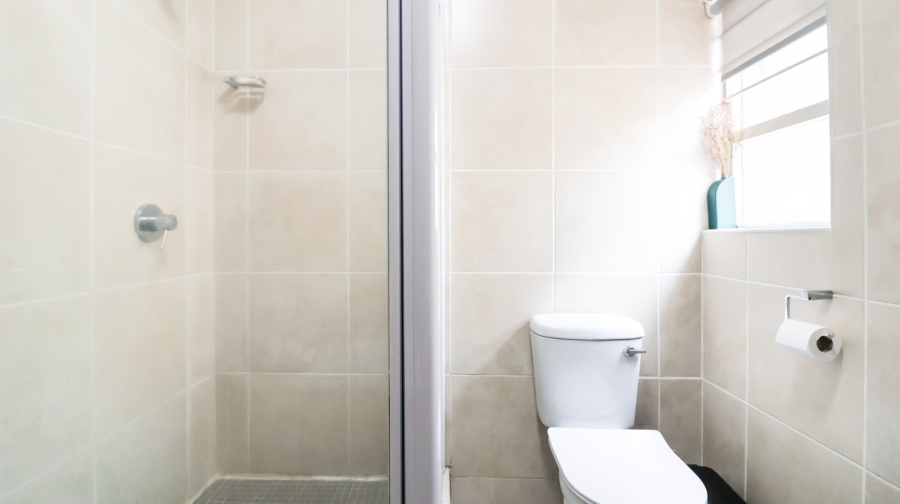 2 Bedroom Property for Sale in Lonehill Gauteng