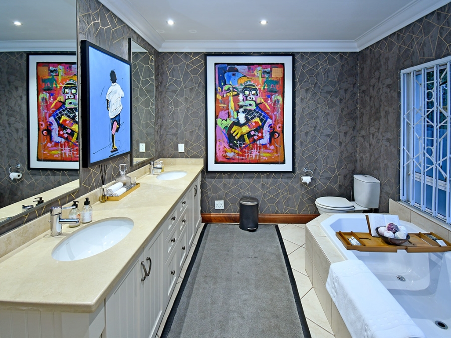 4 Bedroom Property for Sale in Sandhurst Gauteng