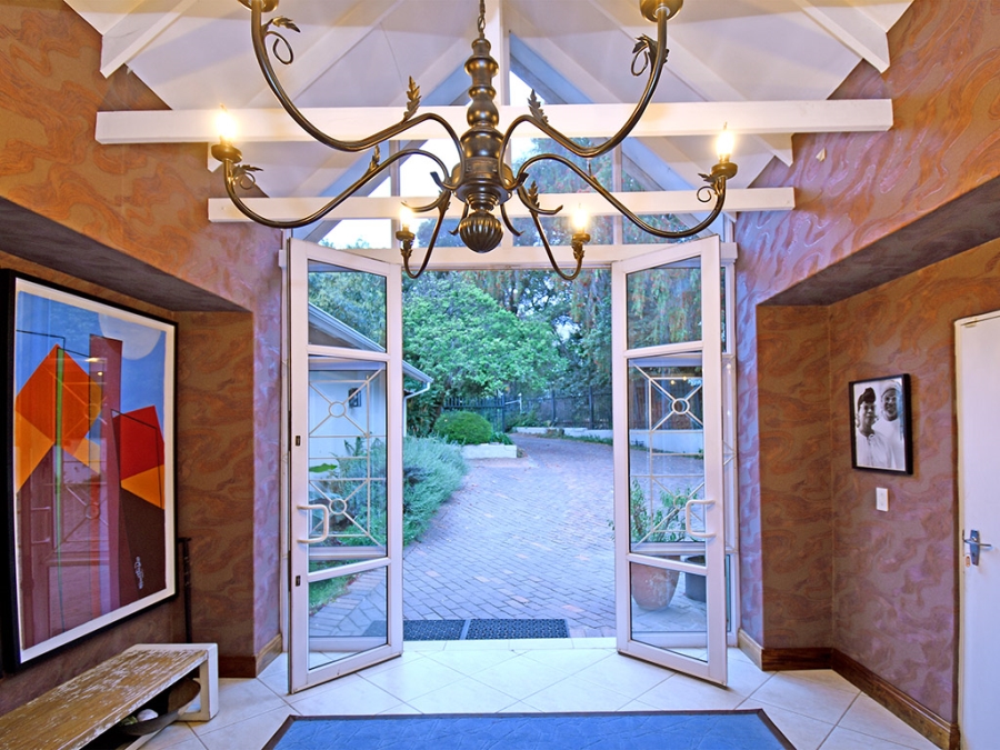 4 Bedroom Property for Sale in Sandhurst Gauteng