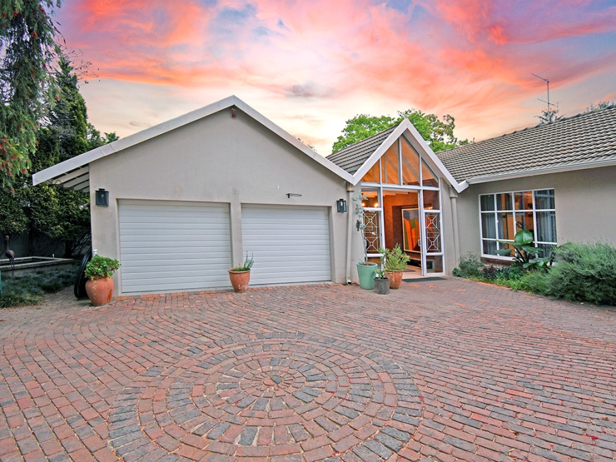 4 Bedroom Property for Sale in Sandhurst Gauteng