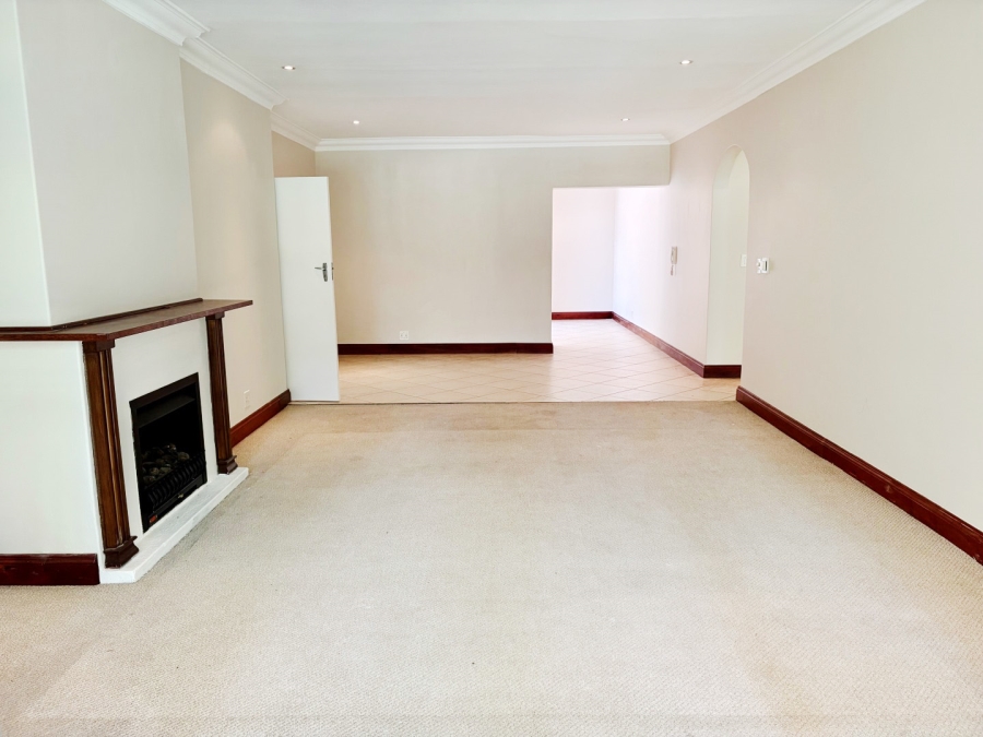 4 Bedroom Property for Sale in Sandhurst Gauteng