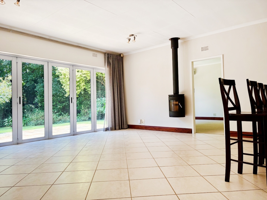 4 Bedroom Property for Sale in Sandhurst Gauteng