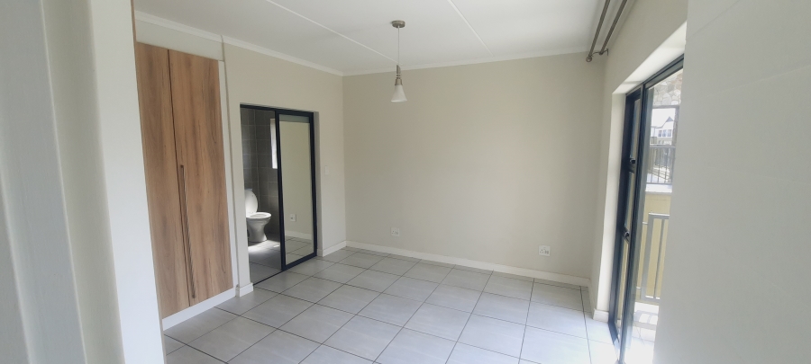 To Let 2 Bedroom Property for Rent in Waterfall Gauteng