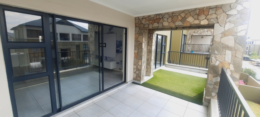 To Let 2 Bedroom Property for Rent in Waterfall Gauteng