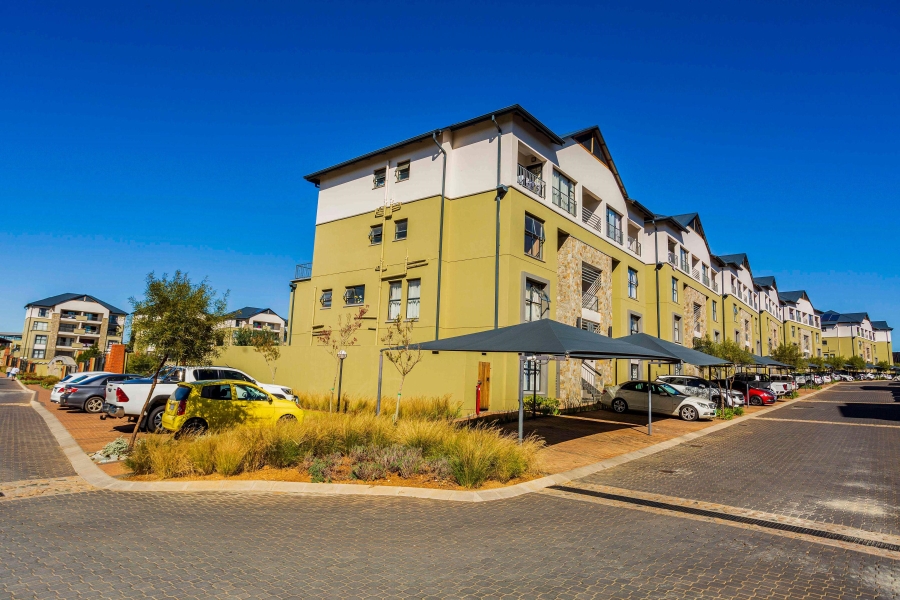 To Let 2 Bedroom Property for Rent in Waterfall Gauteng