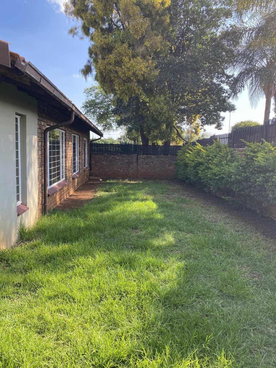 To Let 3 Bedroom Property for Rent in Rietvalleipark Gauteng