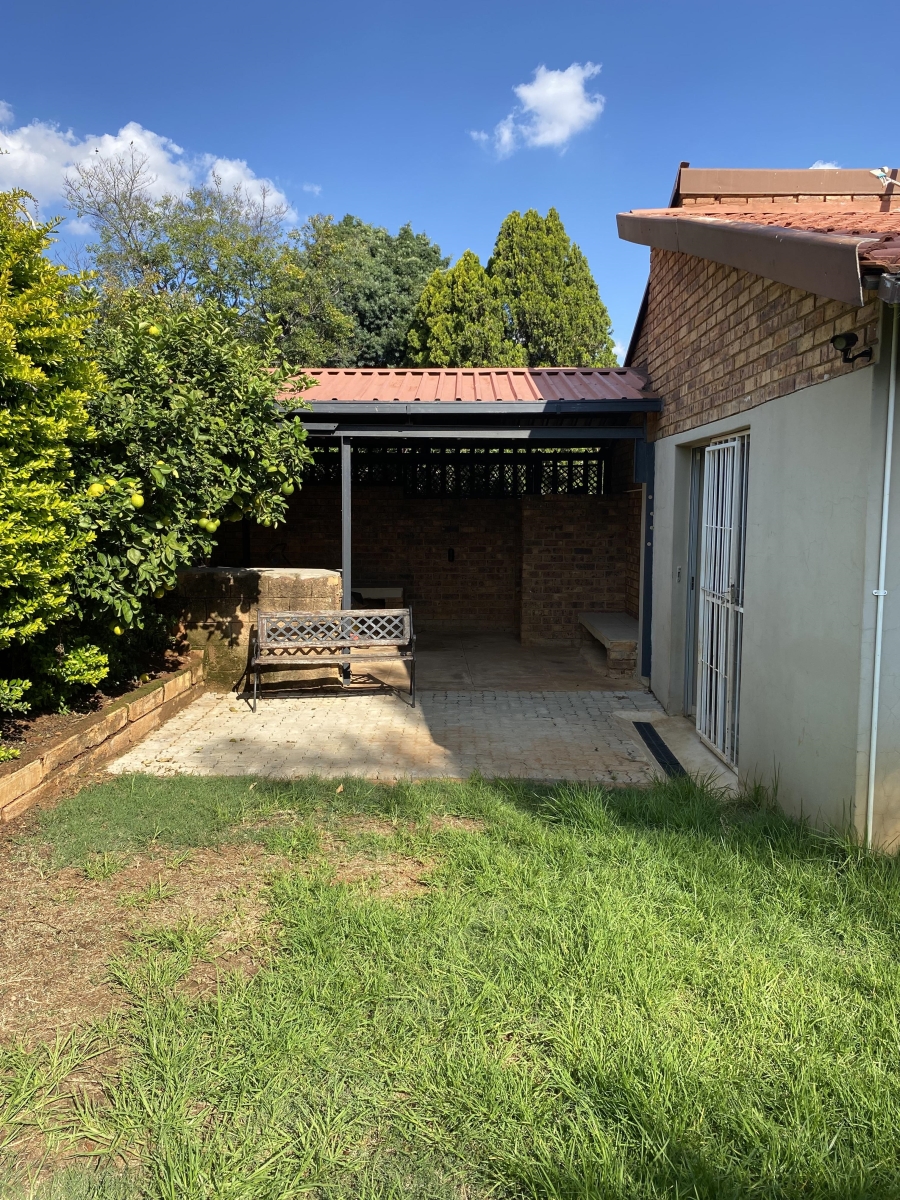 To Let 3 Bedroom Property for Rent in Rietvalleipark Gauteng