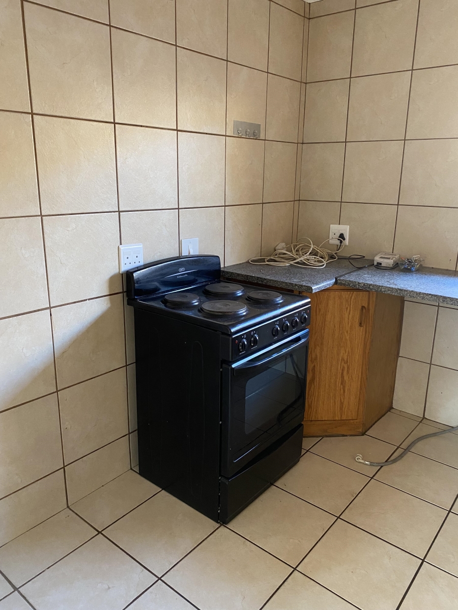 To Let 3 Bedroom Property for Rent in Rietvalleipark Gauteng