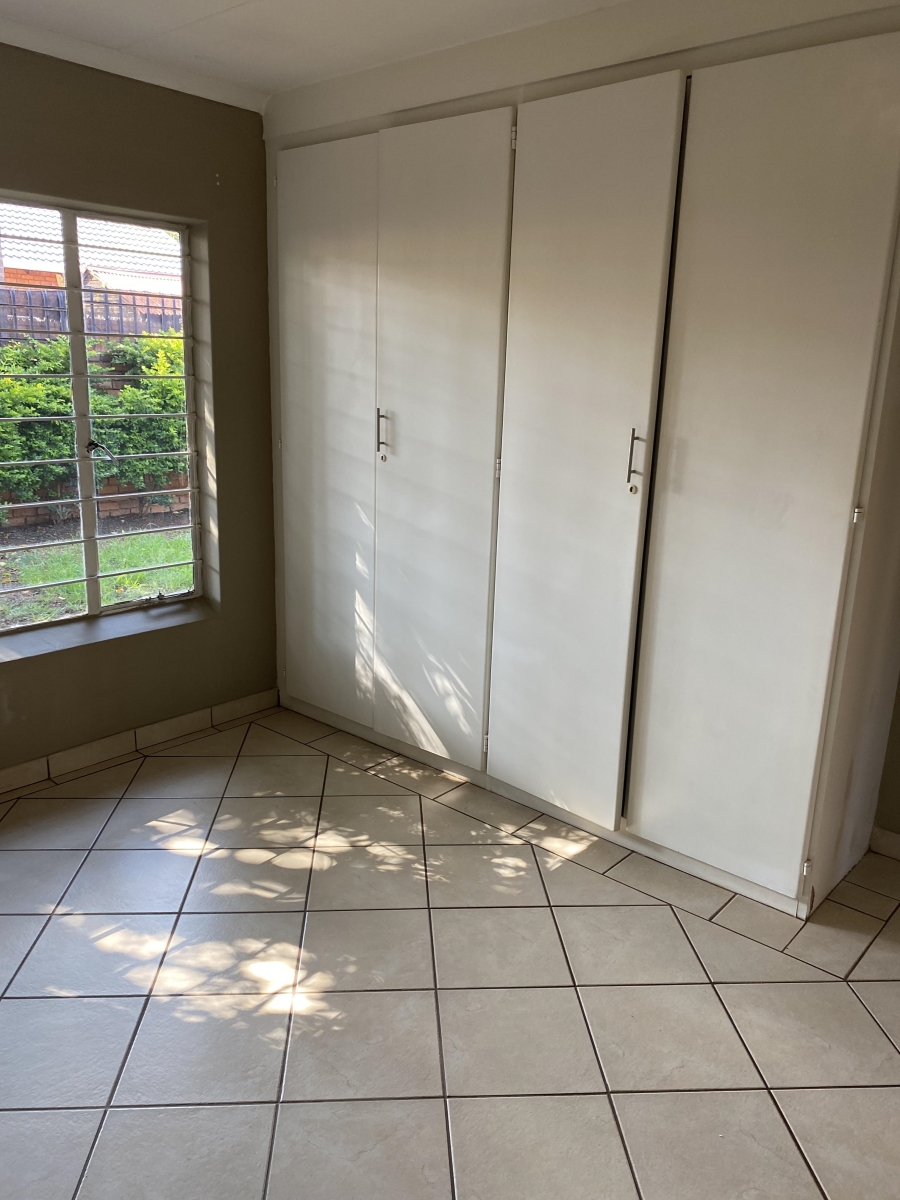 To Let 3 Bedroom Property for Rent in Rietvalleipark Gauteng