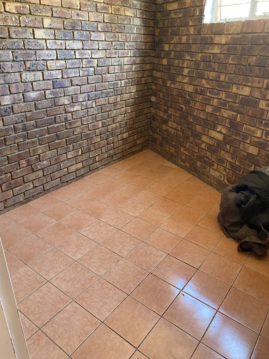 To Let 3 Bedroom Property for Rent in Rietvalleipark Gauteng