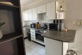 2 Bedroom Property for Sale in Bedfordview Gauteng