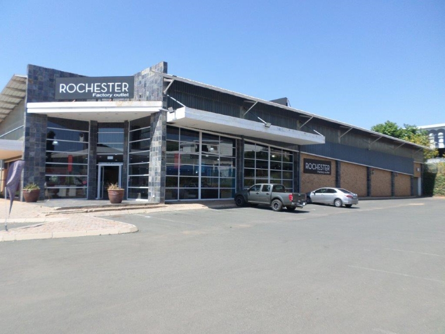 To Let commercial Property for Rent in Strubensvallei Gauteng
