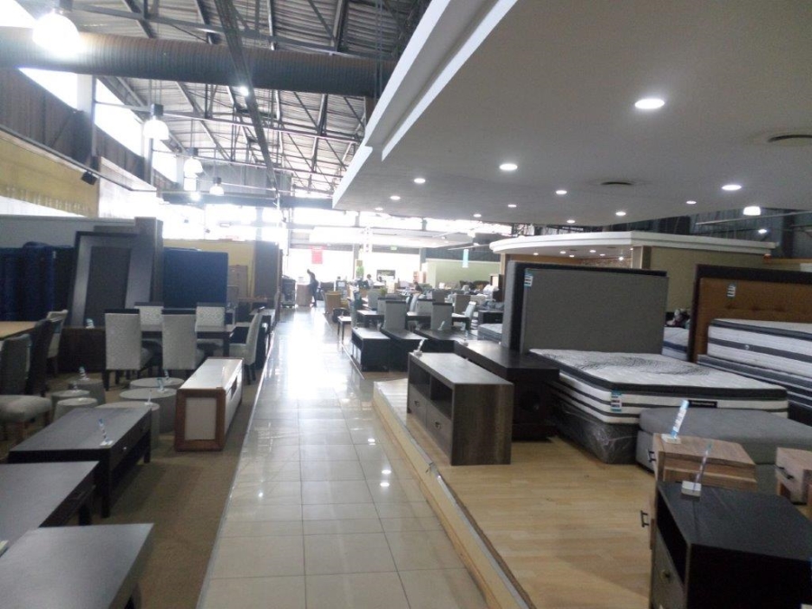 To Let commercial Property for Rent in Strubensvallei Gauteng