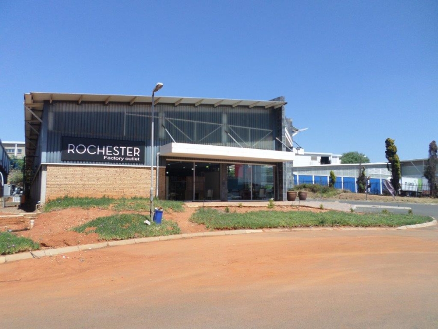 To Let commercial Property for Rent in Strubensvallei Gauteng