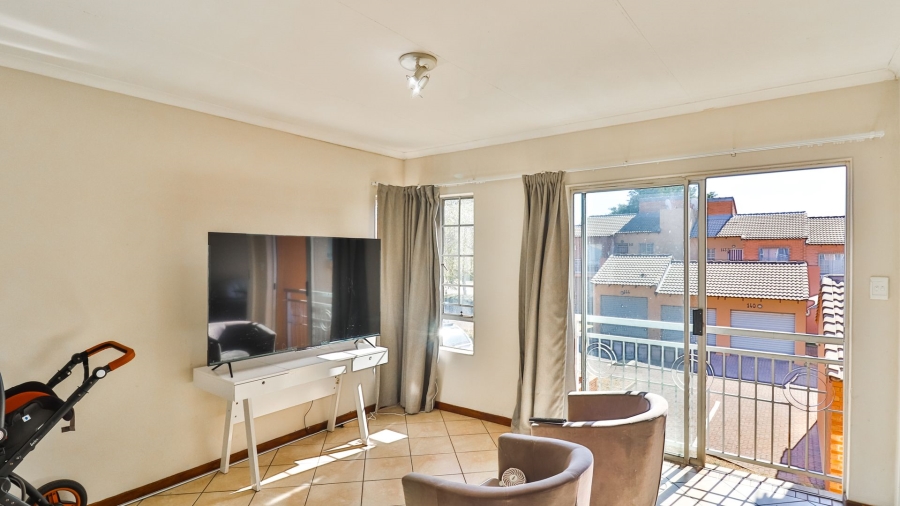 2 Bedroom Property for Sale in Noordwyk Gauteng
