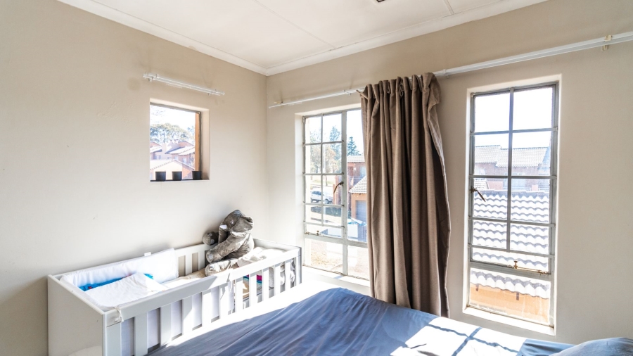 2 Bedroom Property for Sale in Noordwyk Gauteng