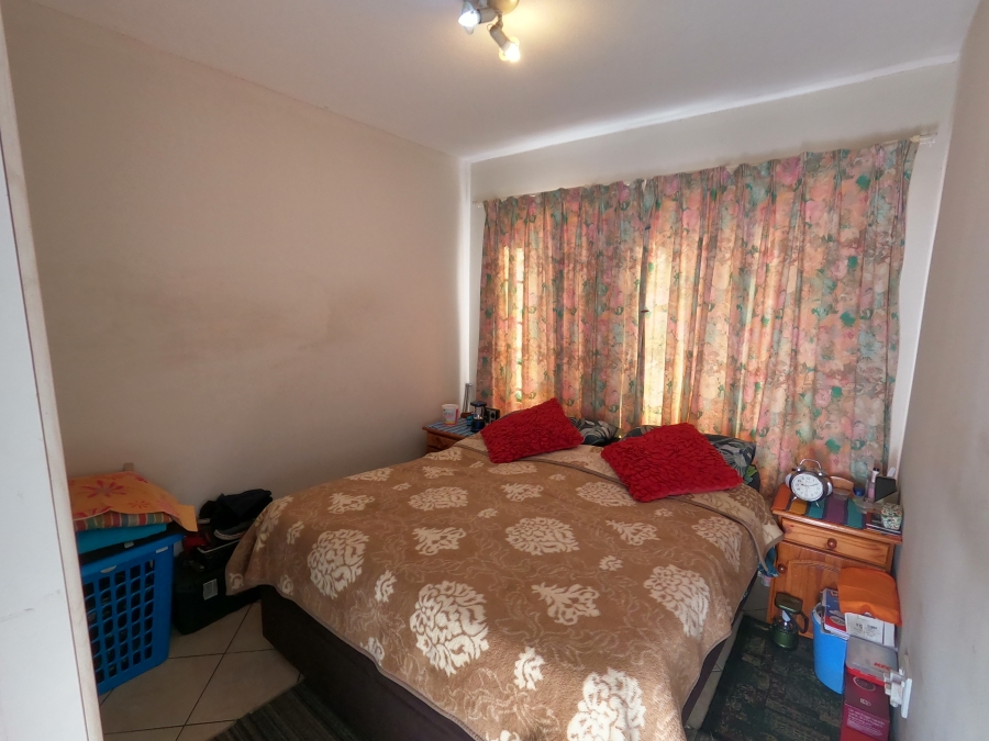 2 Bedroom Property for Sale in Erand Gardens Gauteng