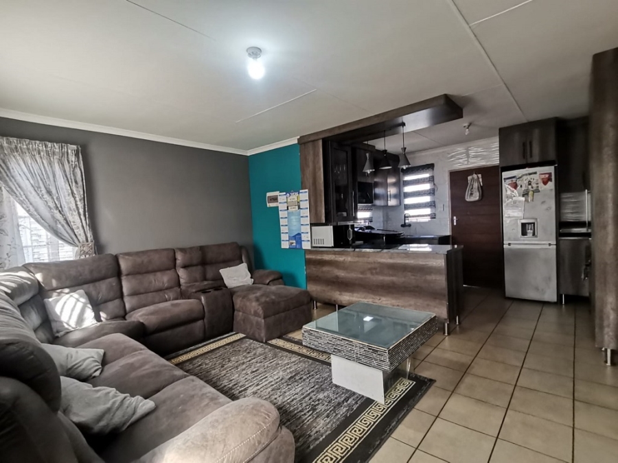 3 Bedroom Property for Sale in Sky City Gauteng
