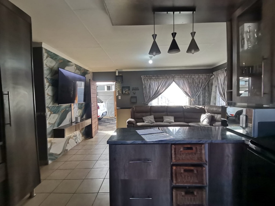 3 Bedroom Property for Sale in Sky City Gauteng