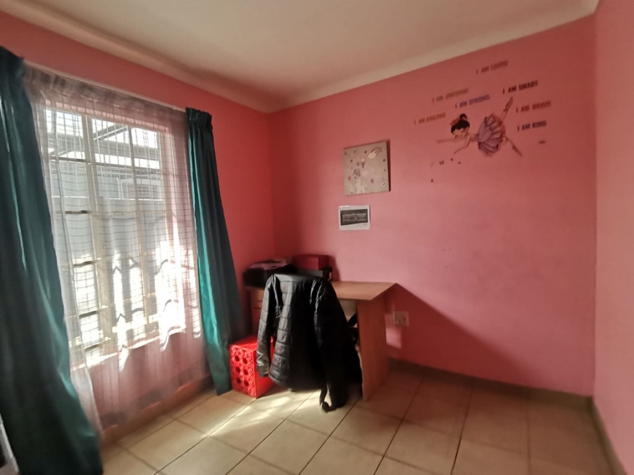 3 Bedroom Property for Sale in Sky City Gauteng