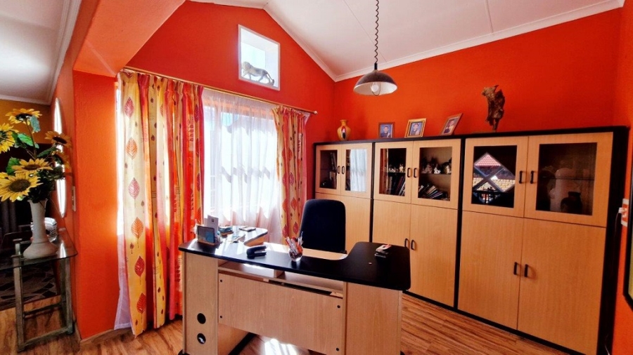 3 Bedroom Property for Sale in Bassonia Gauteng