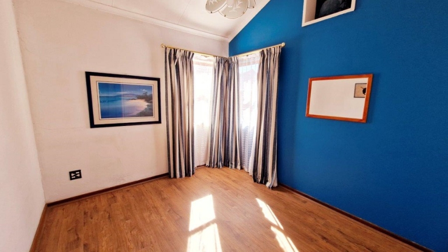3 Bedroom Property for Sale in Bassonia Gauteng