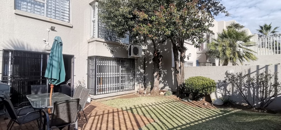 3 Bedroom Property for Sale in Bassonia Gauteng