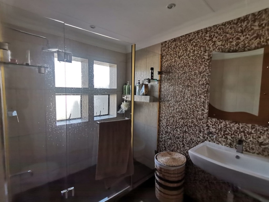 3 Bedroom Property for Sale in Bassonia Gauteng