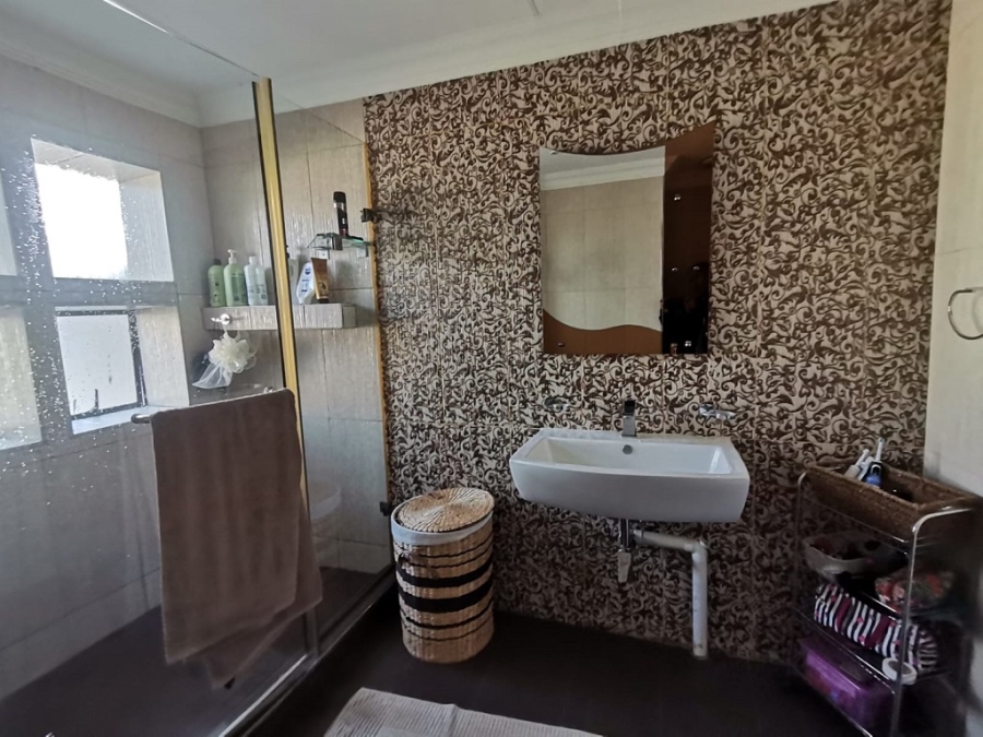 3 Bedroom Property for Sale in Bassonia Gauteng