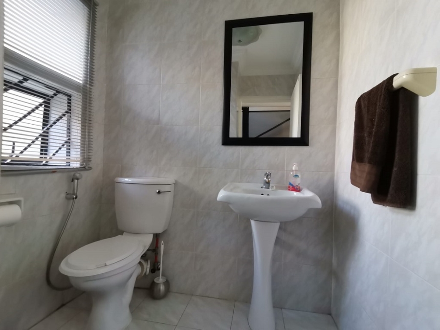 3 Bedroom Property for Sale in Bassonia Gauteng