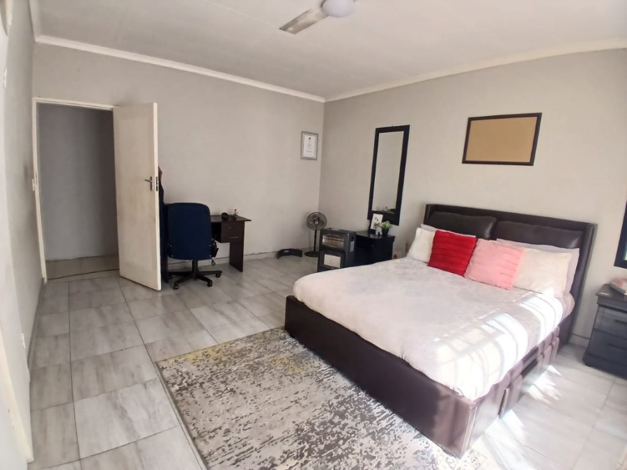 2 Bedroom Property for Sale in Elsburg Gauteng