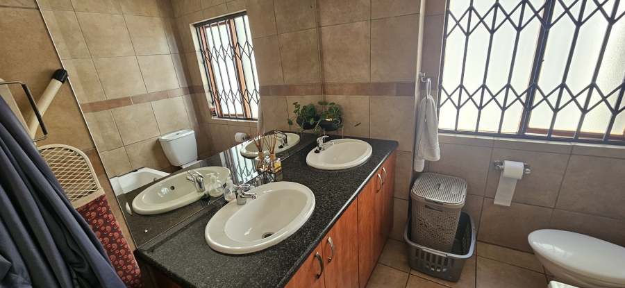 2 Bedroom Property for Sale in Meyersdal Gauteng