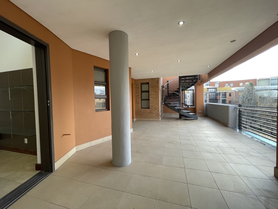 To Let 2 Bedroom Property for Rent in Melrose Arch Gauteng