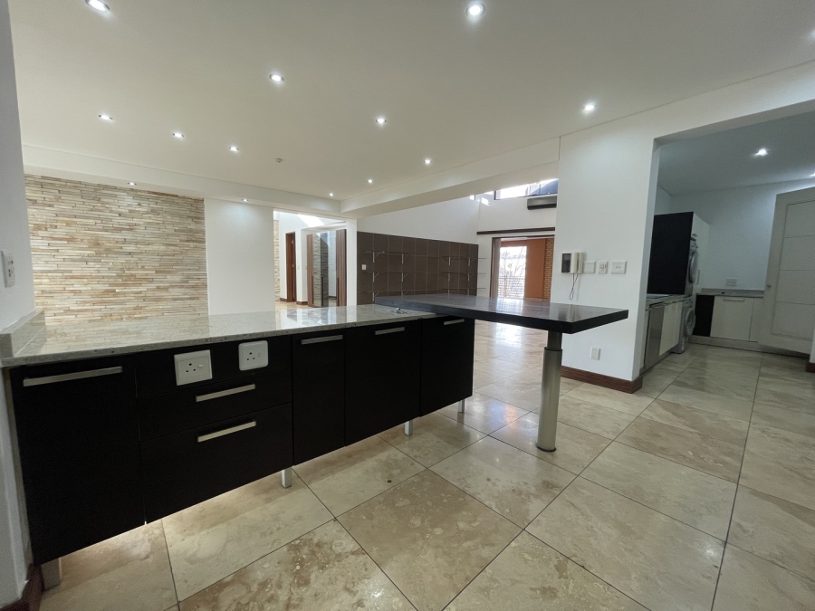 To Let 2 Bedroom Property for Rent in Melrose Arch Gauteng