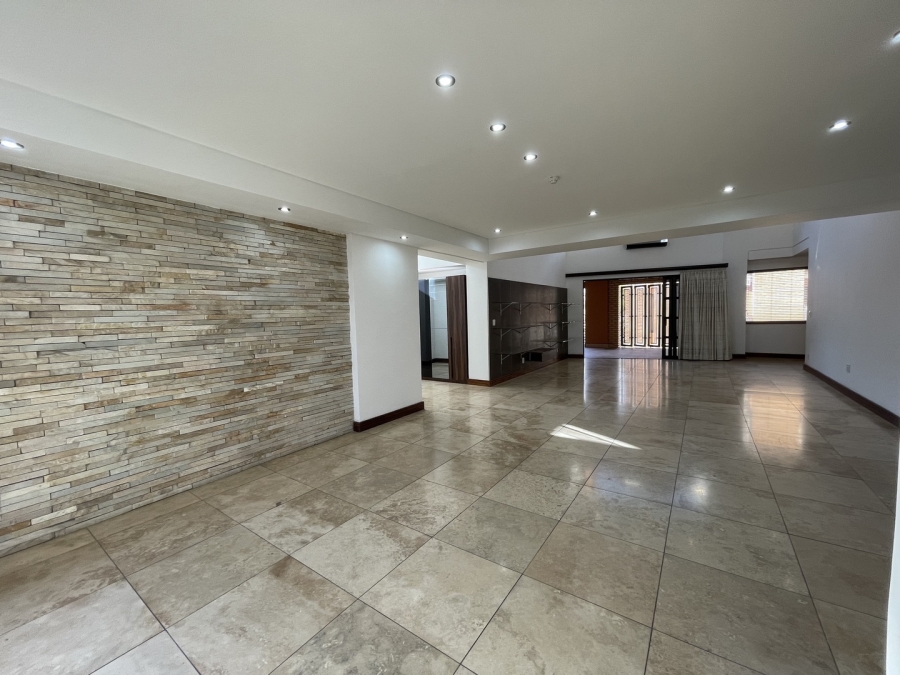 To Let 2 Bedroom Property for Rent in Melrose Arch Gauteng