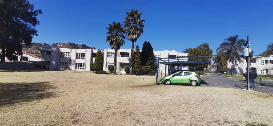 3 Bedroom Property for Sale in Glenanda Gauteng