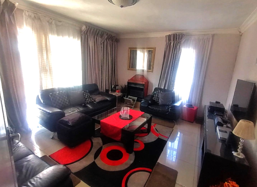 3 Bedroom Property for Sale in Mayberry Park Gauteng