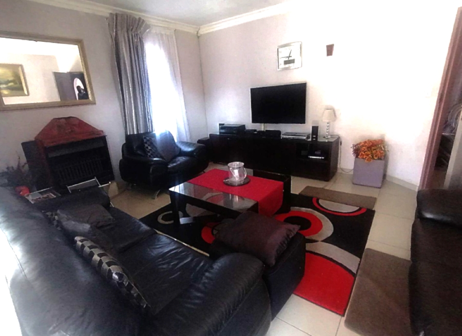 3 Bedroom Property for Sale in Mayberry Park Gauteng