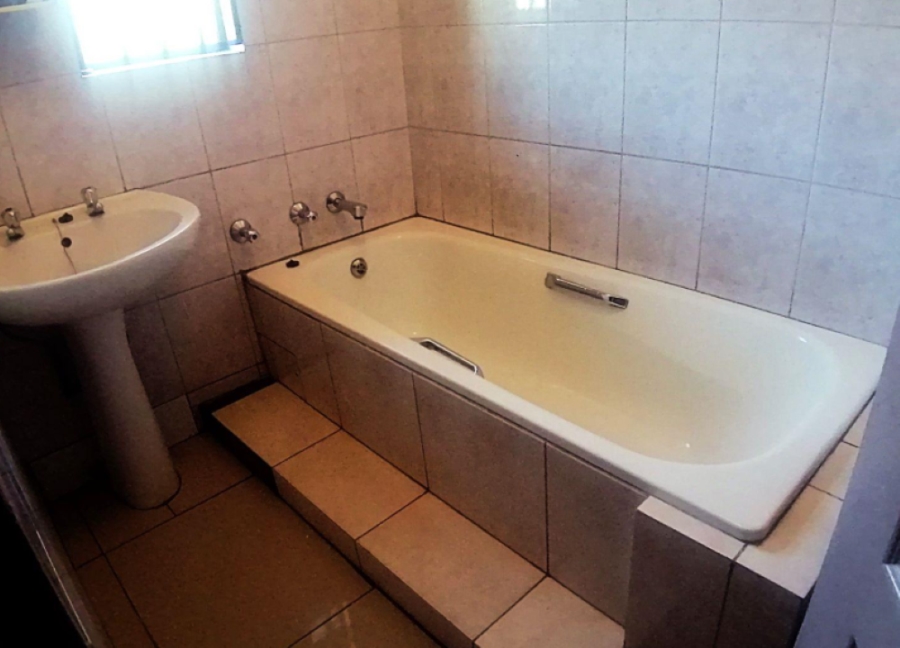 3 Bedroom Property for Sale in Mayberry Park Gauteng