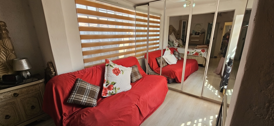 3 Bedroom Property for Sale in New Redruth Gauteng