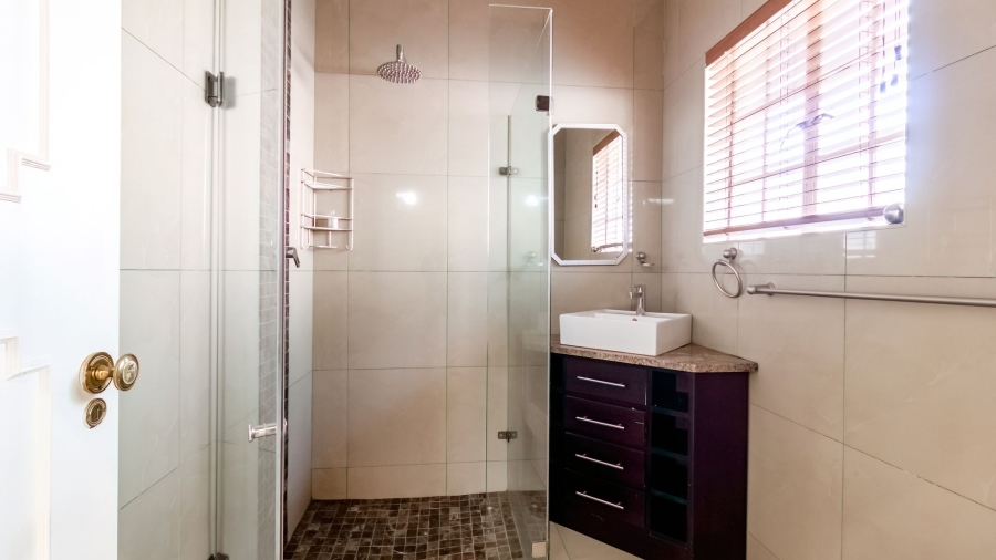 8 Bedroom Property for Sale in Bedfordview Gauteng