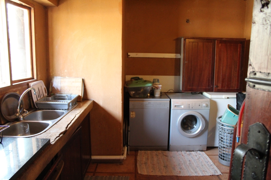 3 Bedroom Property for Sale in Leeuwfontein Gauteng