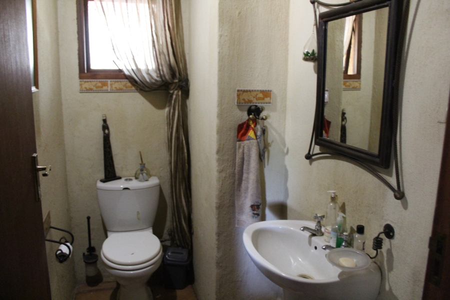 3 Bedroom Property for Sale in Leeuwfontein Gauteng
