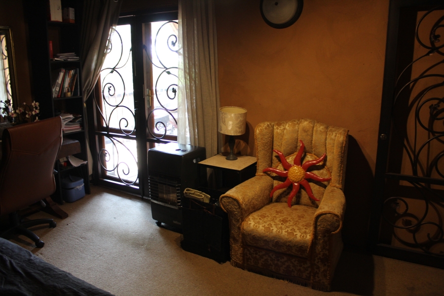 3 Bedroom Property for Sale in Leeuwfontein Gauteng