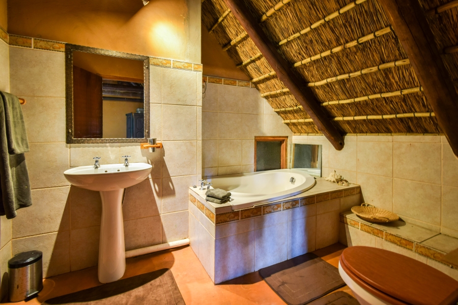 3 Bedroom Property for Sale in Leeuwfontein Gauteng