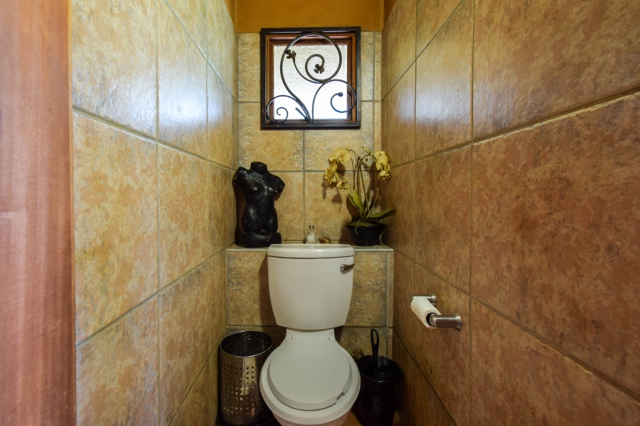 3 Bedroom Property for Sale in Leeuwfontein Gauteng