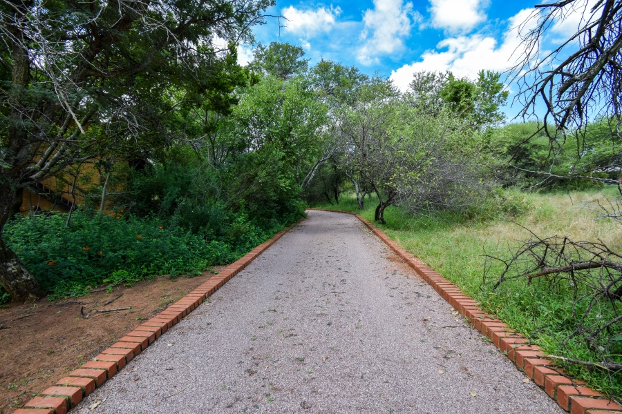 3 Bedroom Property for Sale in Leeuwfontein Gauteng