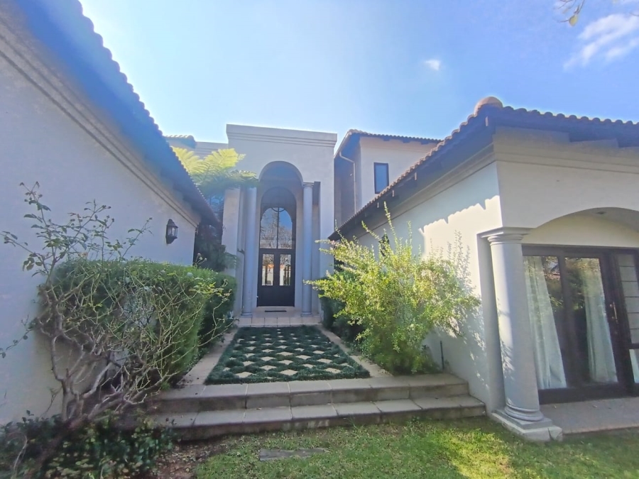 5 Bedroom Property for Sale in Dainfern Valley Gauteng
